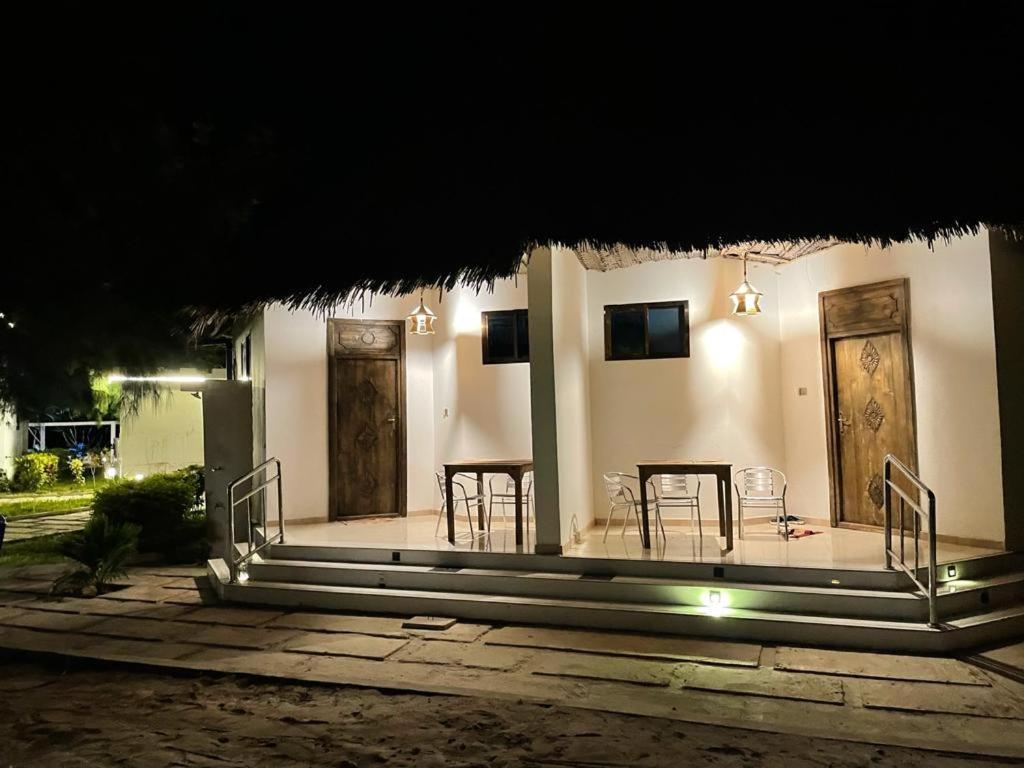 Jambo Beach Hotel Paje Eksteriør billede