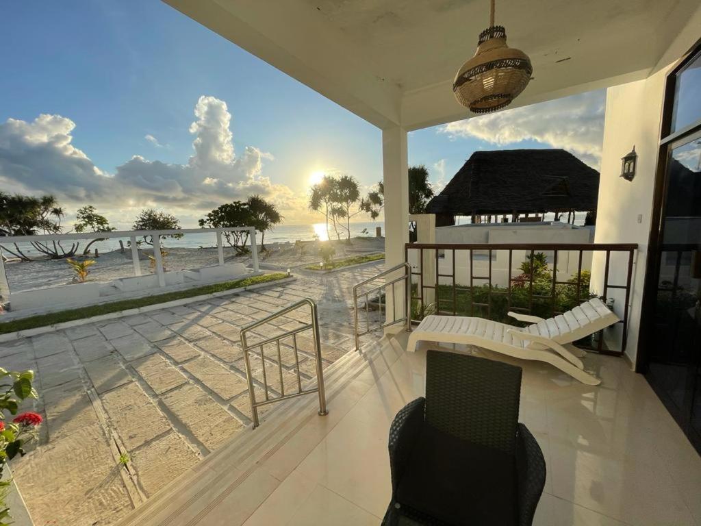 Jambo Beach Hotel Paje Eksteriør billede